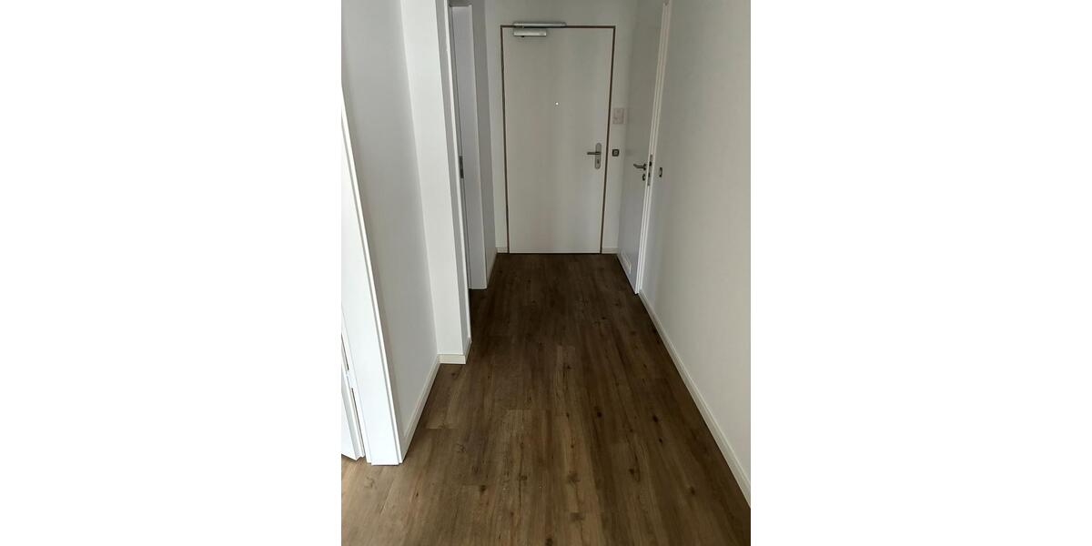 Gültiger Wohnberechtigungsschein? Schöne 2-Zimmer-Wohnung mit Balkon wartet auf Sie! 1.OG. mitte 2 zimmer