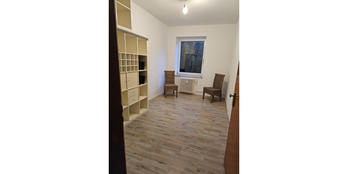 Erdgeschoßwohnung Bahrdorf - 4 Zimmer, 81 m&sup2;, 495&euro; | Angebot:25763821