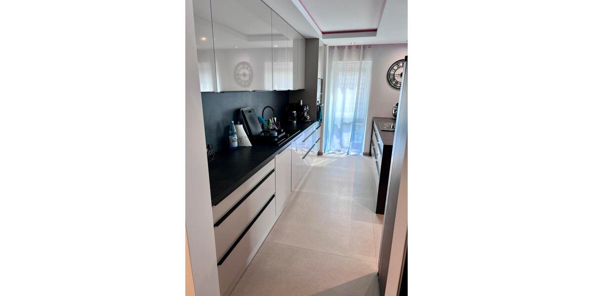 Exklusive Neubauwohnung, EBK, Terrasse, Smart Home 4 zimmer