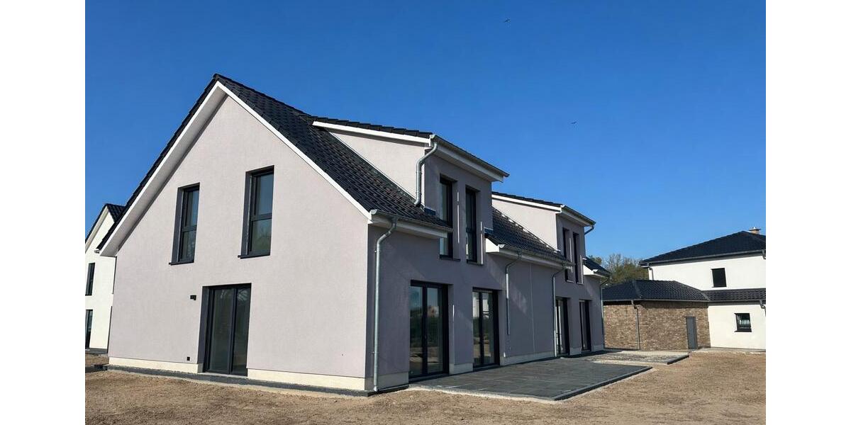 Doppelhaushälfte Jembke - 4 Zimmer, 135 m&sup2;, 1.750&euro; | Angebot:26040596