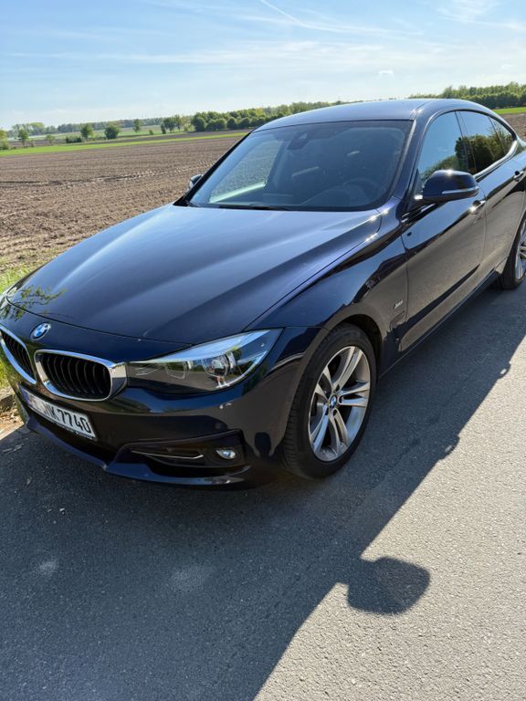 320 Gran Turismo