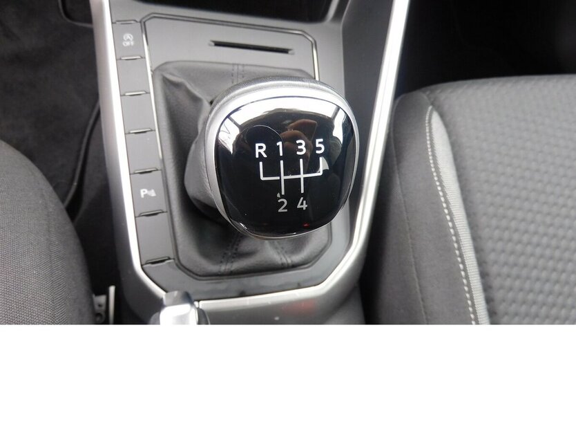 VW Polo 1.0 Life MPI BMT 4Trg Klima Navi LED 21.400 km 14.990 € Vordorf 38533