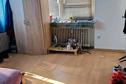 Ein Zimmer in einer WG für nur 400 € 3 zimmer