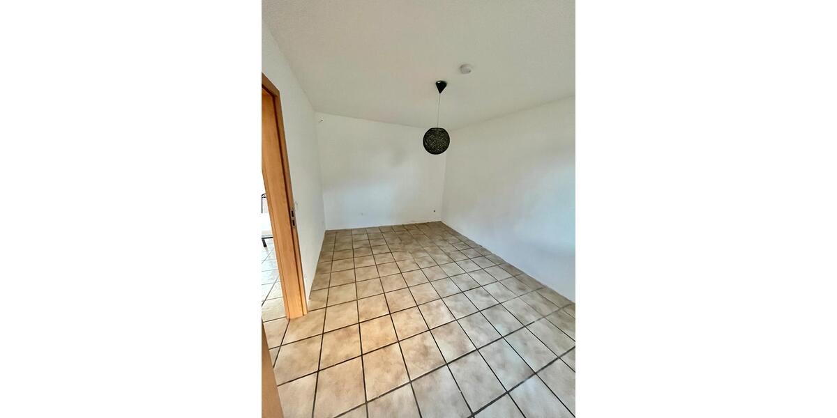 Gemütliche zwei Zimmer Erdgeschoss Wohnung 2 zimmer