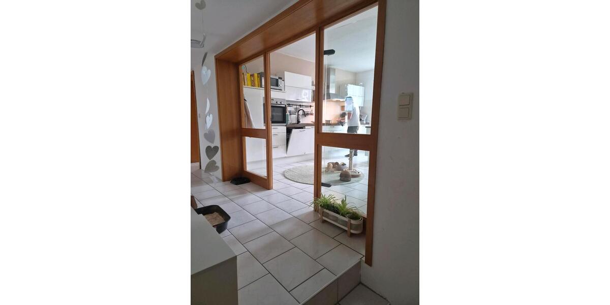 Etagenwohnung Wolfsburg Alt-Wolfsburg - 4 Zimmer, 140 m&sup2;, 1.250&euro; | Angebot:26463815