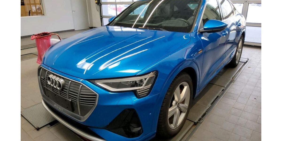 Audi e-tron 41.072 km 31.790 &euro; Helmstedt 38350