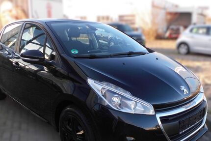 Peugeot 208 110.914 km 5.490 &euro; Wolfsburg 38448