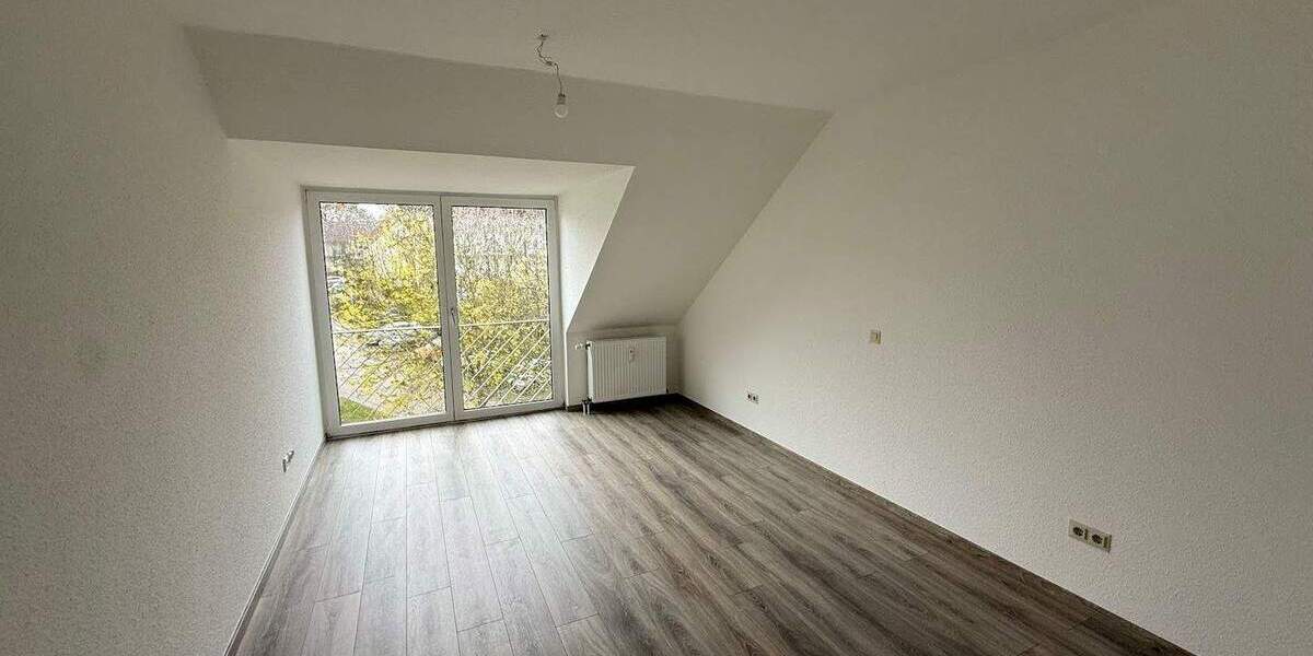3 Zimmer für den nächsten Schritt - ideal zu zweit - frisch renovierte Wohnung am Hageberg 3 zimmer
