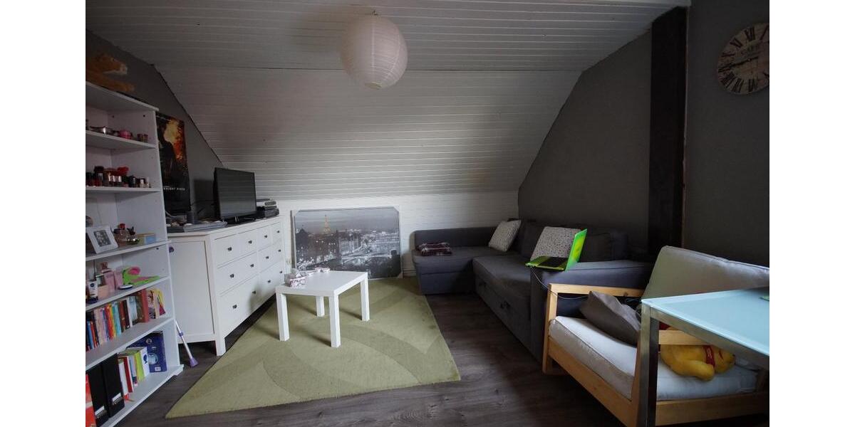 Dachgeschoßwohnung Braunschweig Westliches Ringgebiet - 3 Zimmer, 75 m&sup2;, 130.000&euro; | Angebot:26289318