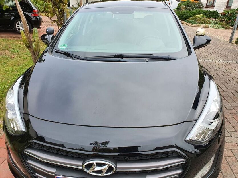 i30