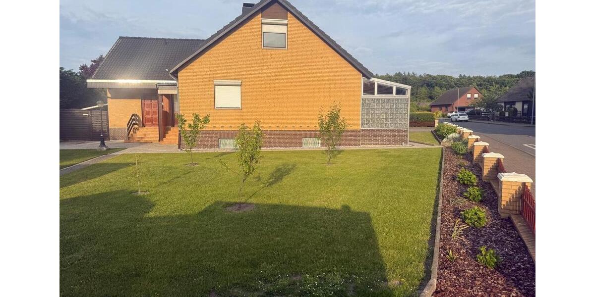 Einfamilienhaus Wolfsburg Ehmen - 10 Zimmer, 171 m&sup2;, 460.000&euro; | Angebot:23503558