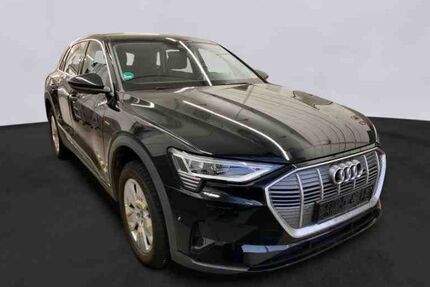 Audi e-tron 21.000 km 29.970 &euro; Helmstedt 38350