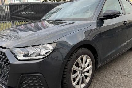 Audi A1 129.000 km 15.490 &euro; Braunschweig 38122