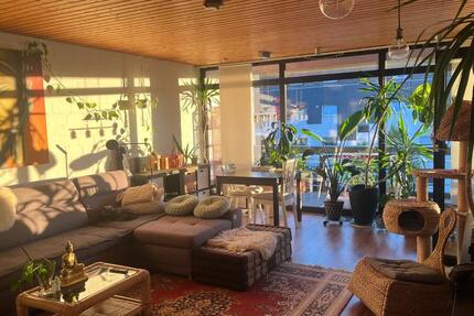 Freundliche helle 84 m² 3-Zimmer ETW im 2 OG mit großer Loggia 3 zimmer