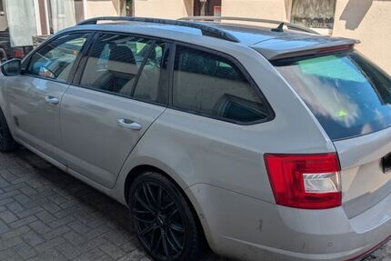 Skoda Octavia 298.000 km 7.500 &euro; Oebisfelde 39646