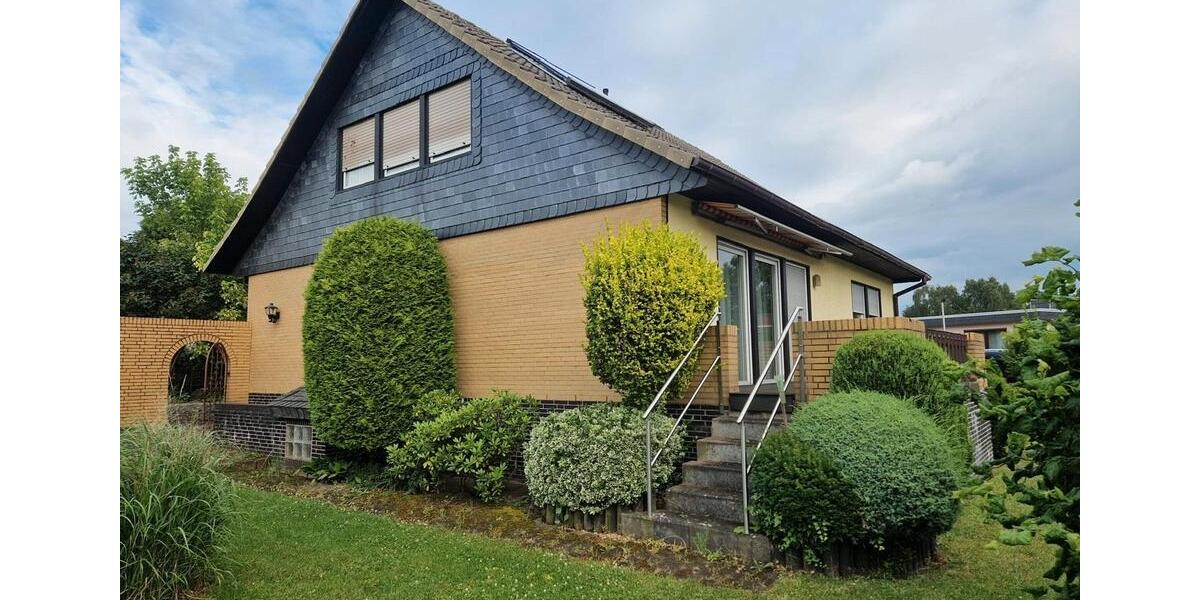 Einfamilienhaus Helmstedt - 5 Zimmer, 150 m&sup2;, 240.000&euro; | Angebot:27007741