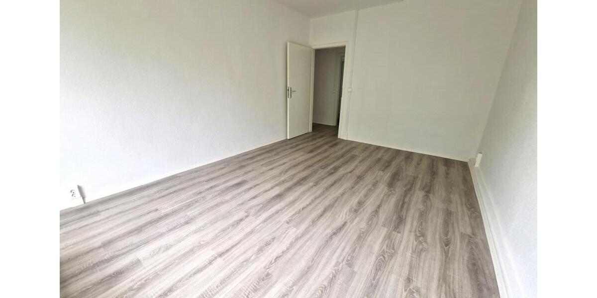 Etagenwohnung Oebisfelde-Weferlingen Döhren - 4 Zimmer, 72 m&sup2;, 419&euro; | Angebot:26585227
