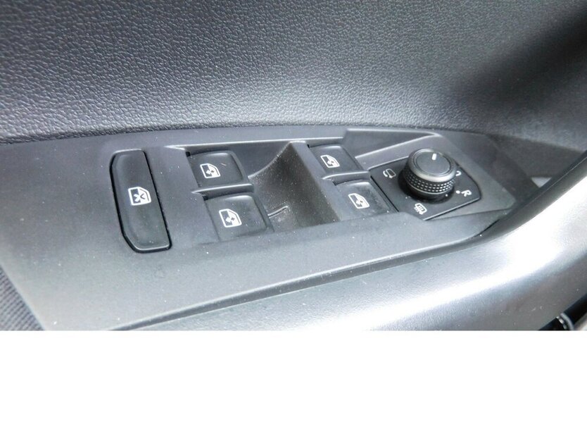 Polo 1.0 Life MPI BMT 4Trg Klima Navi LED
