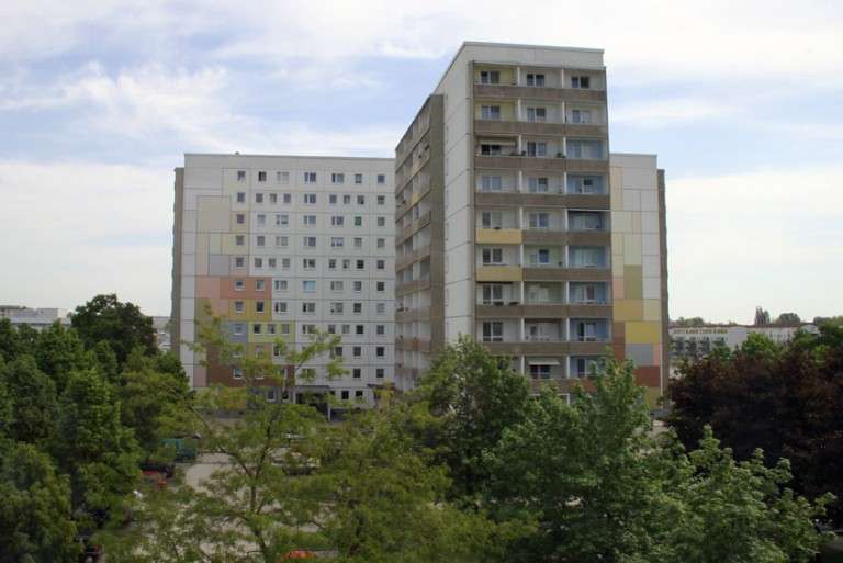 Wohnung zum Mieten in Hoyerswerda 210 € 37.55 m²