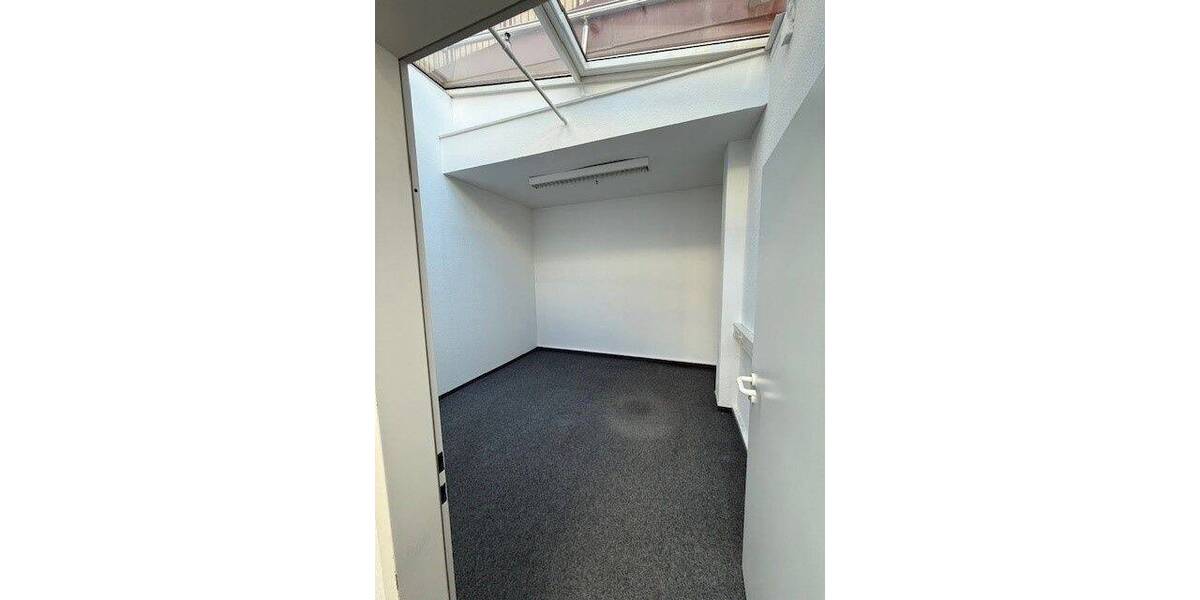 Gewerbeobjekt Braunschweig Innenstadt - 5 Zimmer, 396 m&sup2;, 3.168&euro; | Angebot:25734661
