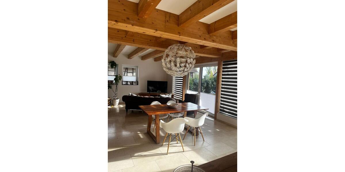 Haushälfte 5-Zimmer-Wohnung mit Garten über 2 Etagen 5 zimmer