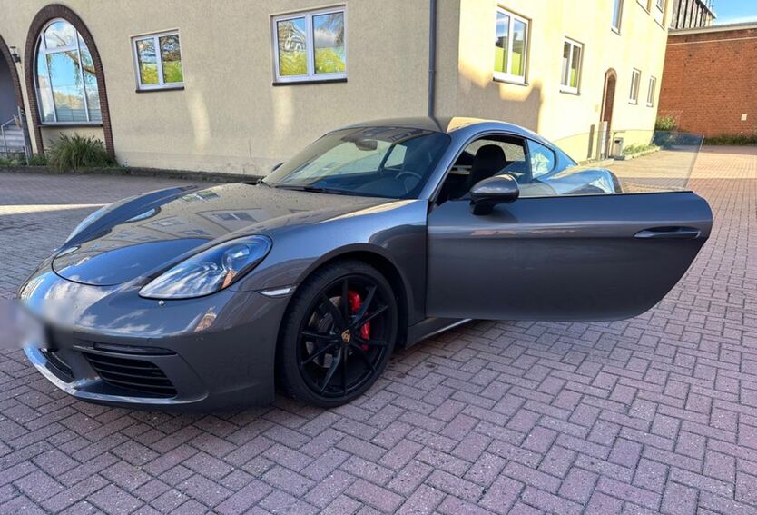 Porsche Cayman 33.000 km 68.000 € Braunschweig 38102