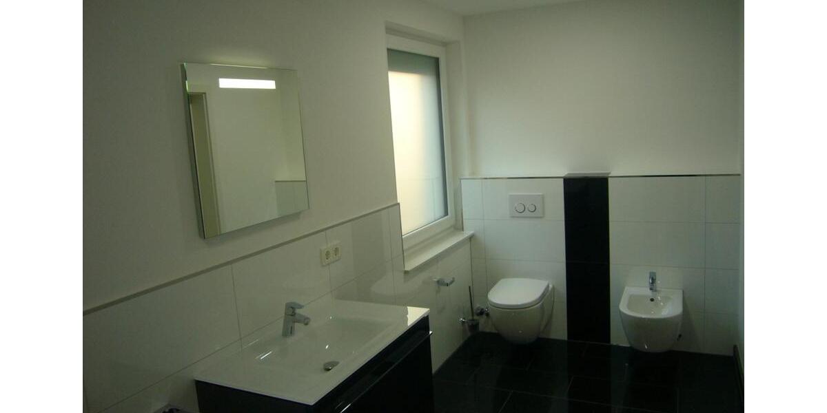 Doppelhaushälfte Wolfsburg - 4 Zimmer, 156 m&sup2;, 1.550&euro; | Angebot:26624372