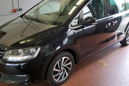 VW Sharan 182.623 km 14.990 &euro; Braunschweig 38122
