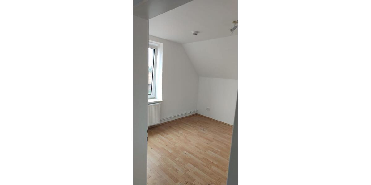 Dachgeschoßwohnung Bahrdorf - 2 Zimmer, 50 m&sup2;, 365&euro; | Angebot:26702123