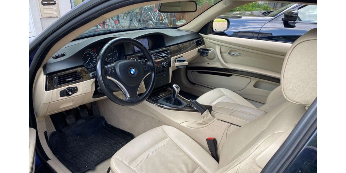 BMW E 320 158.000 km 9.850 € Wolfsburg 38440