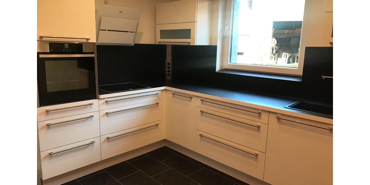 EBK, modern sehr schön renoviert, EG, von privat 3 zimmer