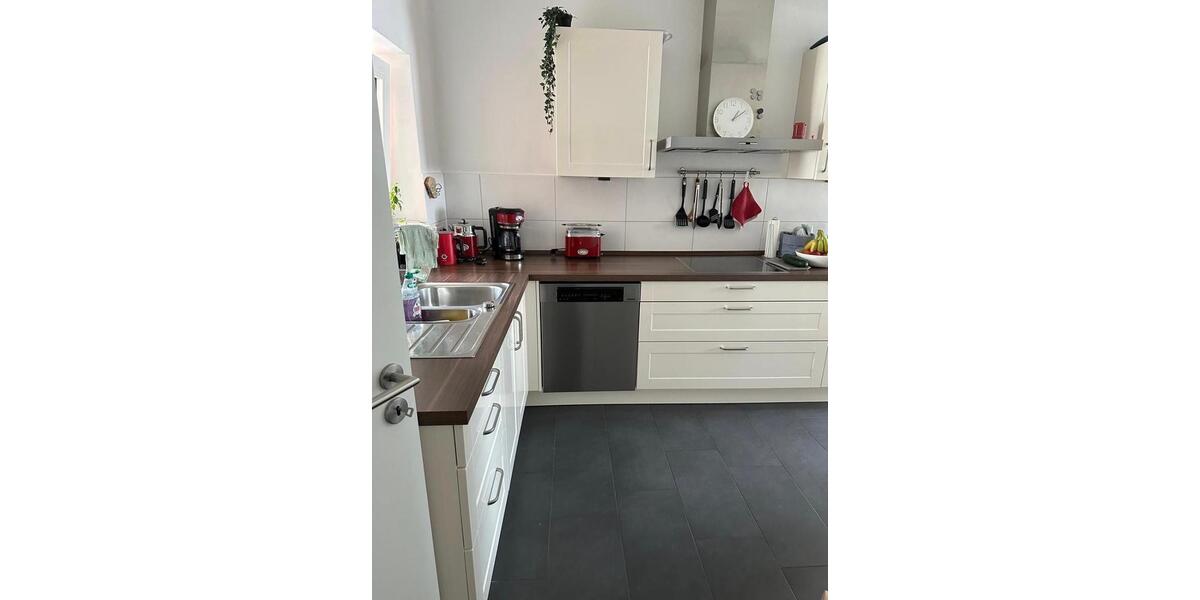 Erdgeschoßwohnung Weyhausen - 4 Zimmer, 126 m&sup2;, 950&euro; | Angebot:26413176
