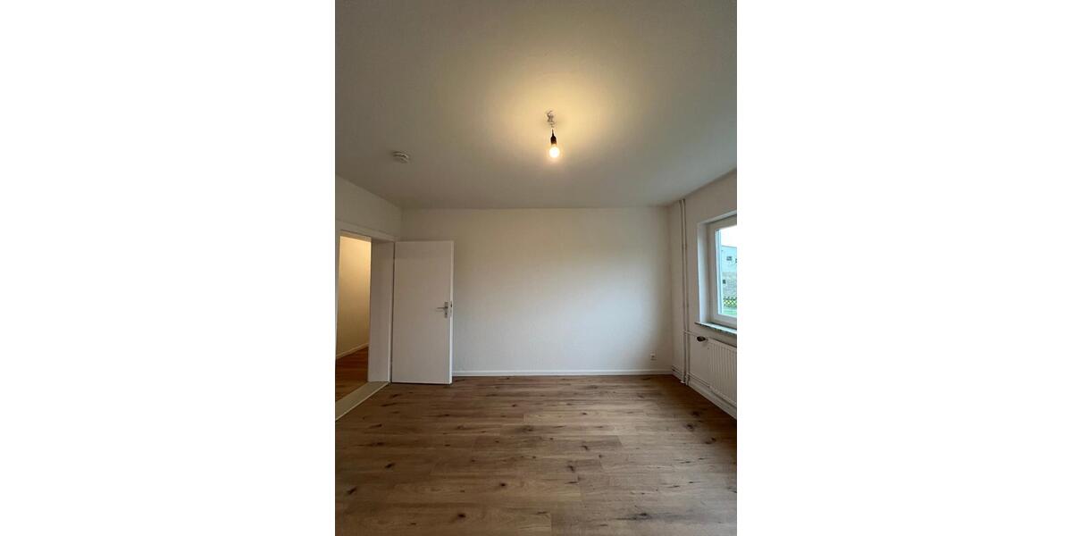 Erdgeschoßwohnung Wolfsburg Alt-Wolfsburg - 3 Zimmer, 65 m&sup2;, 567&euro; | Angebot:25898601