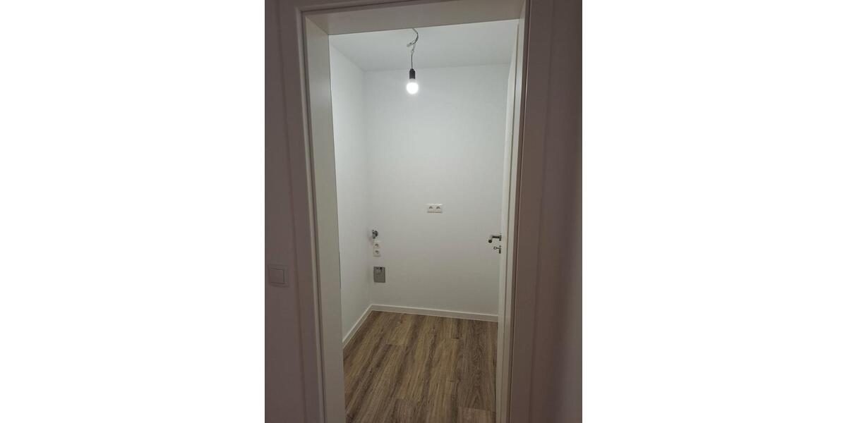 Etagenwohnung Braunschweig Lehndorf-Watenbüttel - 4 Zimmer, 126 m&sup2;, 1.450&euro; | Angebot:26313174