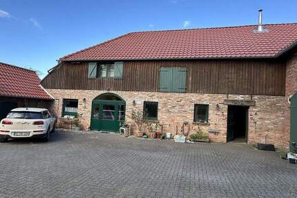 Haus Rötgesbüttel - 5 Zimmer, 200 m&sup2;, 375.000&euro; | Angebot:25277196