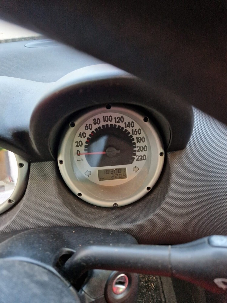 VW Lupo 188.000 km 1.690 € Brome 38465