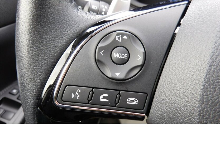 Eclipse Cross PLUG-IN Benzin/Elektro HYBRID Navi