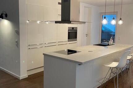 Haus Wolfsburg Alt-Wolfsburg - 5 Zimmer, 170 m&sup2;, 2.600&euro; | Angebot:24834095
