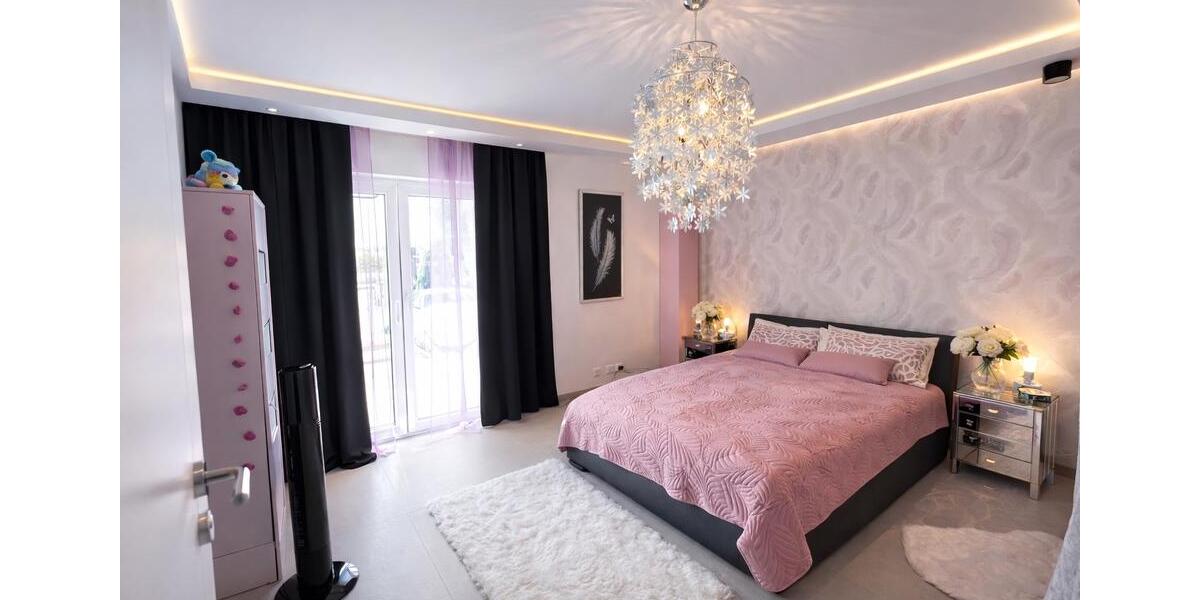 Exklusive Neubauwohnung, EBK, Terrasse, Smart Home 4 zimmer