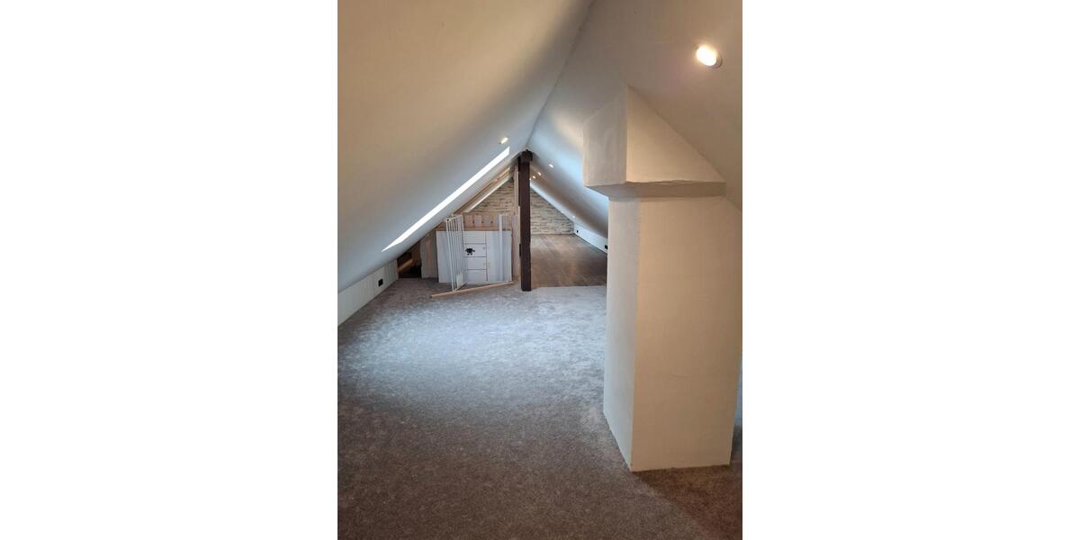 Dachgeschoßwohnung Barwedel - 3 Zimmer, 95 m&sup2;, 795&euro; | Angebot:26610278