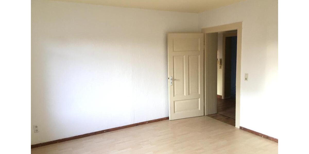 Etagenwohnung Helmstedt - 3 Zimmer, 90 m&sup2;, 490&euro; | Angebot:26699504