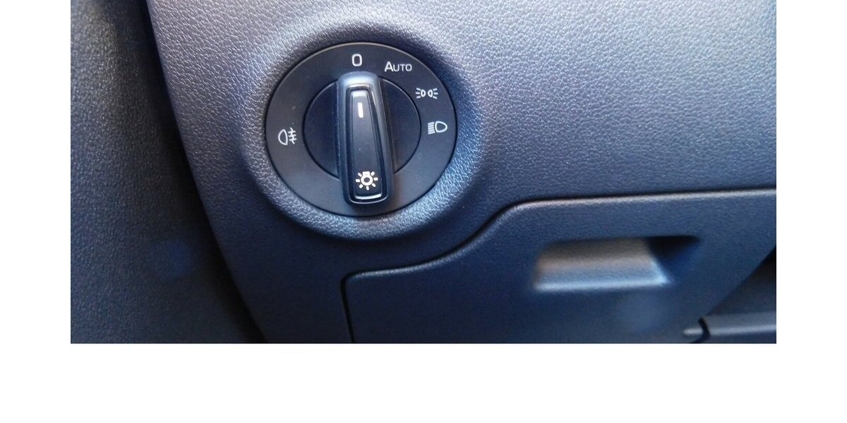 Skoda Fabia 1.0 Ambion TSI BMT 4TRG Klima Navi 14.100 km 16.390 € Vordorf 38533