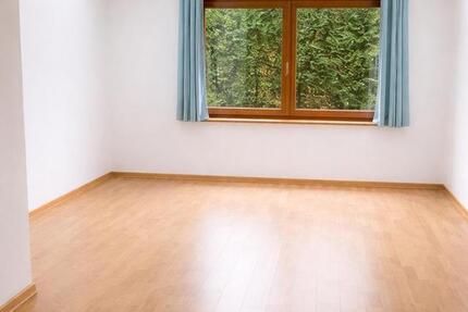 Haus Schwülper - 4 Zimmer, 103 m&sup2;, 1.150&euro; | Angebot:25082181