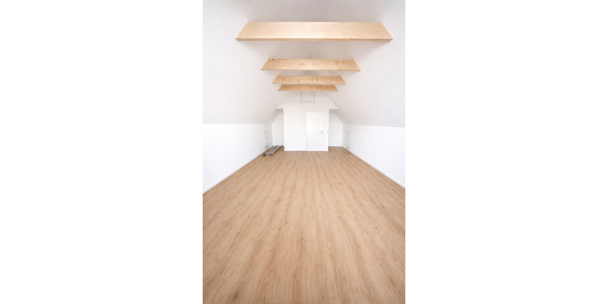 Maisonettenwohnung Schwülper - 4 Zimmer, 220 m&sup2;, 1.650&euro; | Angebot:25505790