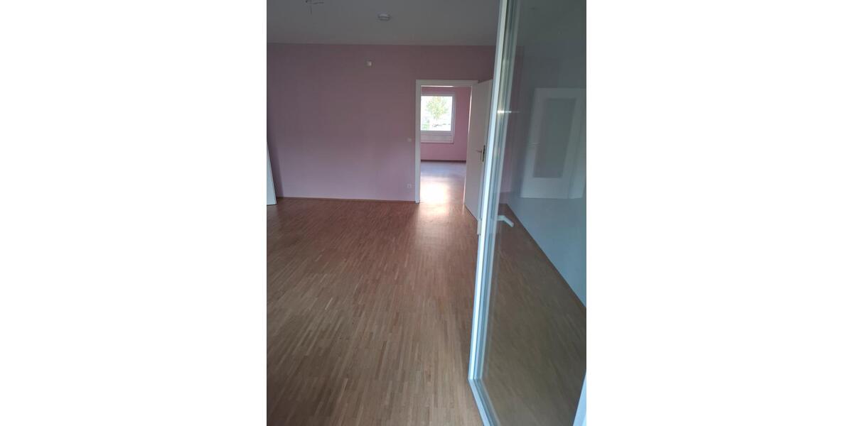 Erdgeschoßwohnung Wolfsburg Detmerode - 6 Zimmer, 151 m&sup2;, 265.000&euro; | Angebot:26262379