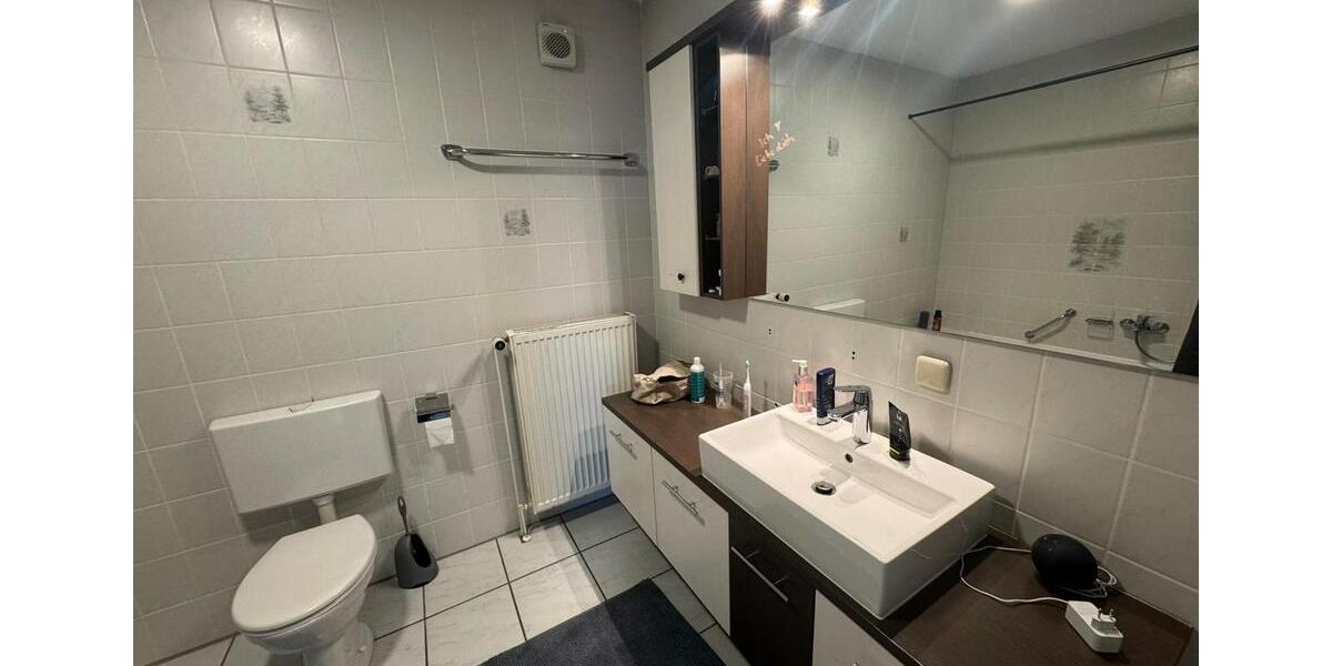 Etagenwohnung Sassenburg - 3 Zimmer, 90 m&sup2;, 700&euro; | Angebot:26607907