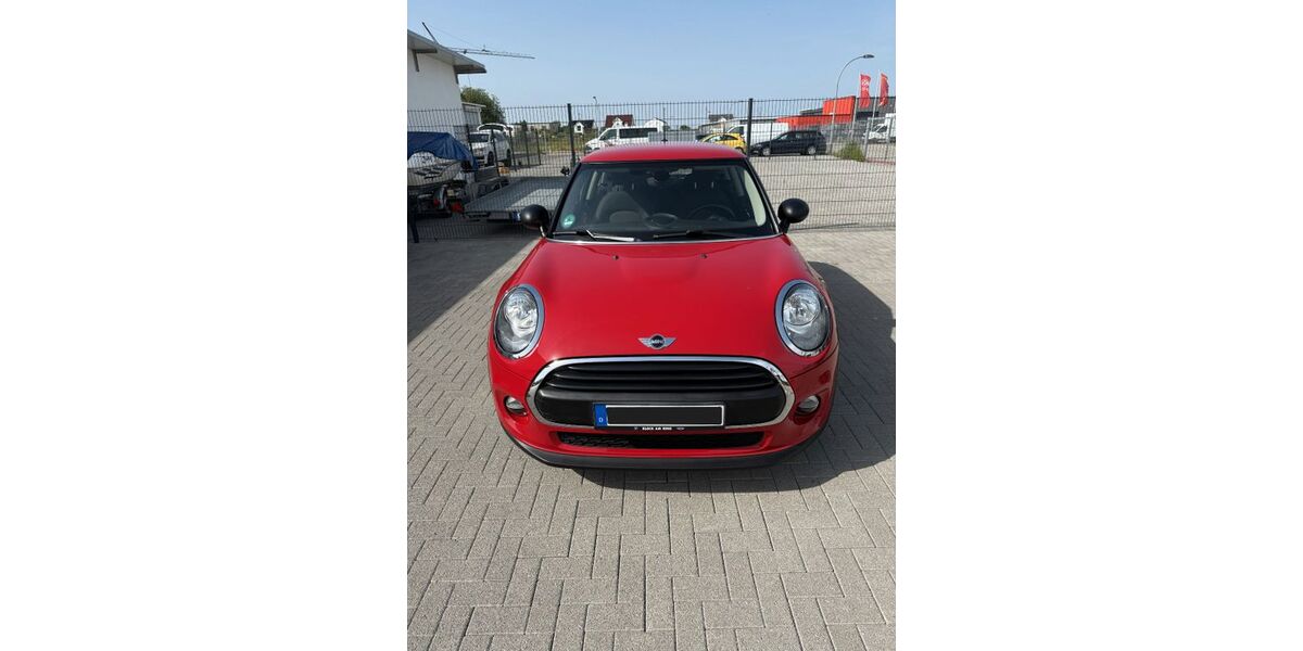 Mini ONE 65.000 km 11.800 &euro; Meine 38527