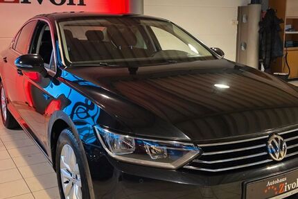 VW Passat 42.200 km 18.900 € Helmstedt 38350