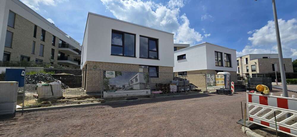 Wohnung zum Kaufen in Wolfsburg 420.000 € 117 m²