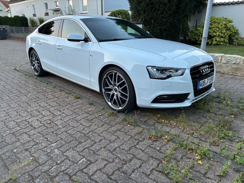 Audi A5 190.000 km 16.500 € Wolfsburg 38442